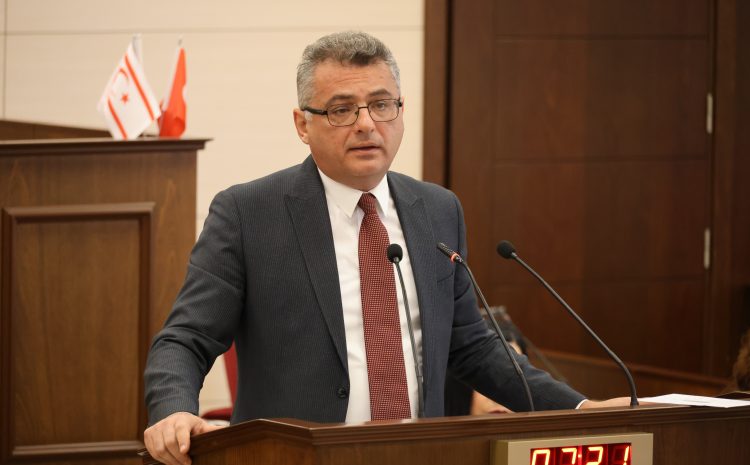  Erhürman: “Kıbrıs Türk halkının kaderi mutsuzluk değildir; Değişecek!”