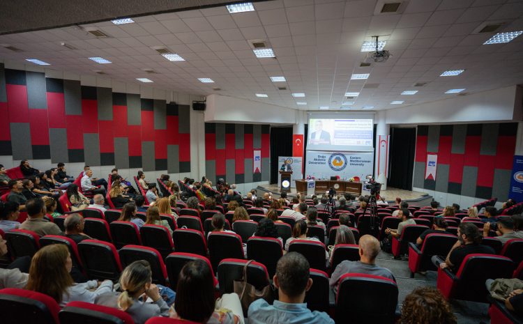  Erhürman, DAÜ’de “Yükseköğretimin Geleceğini” konuştu: