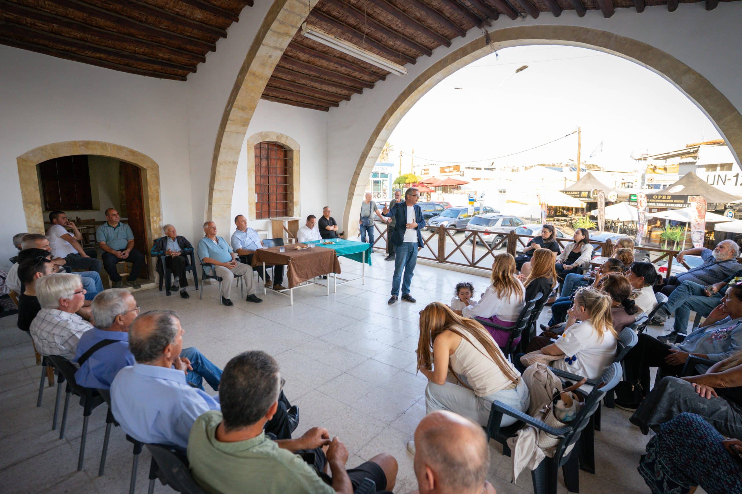 Erhürman, Pile’de konuştu