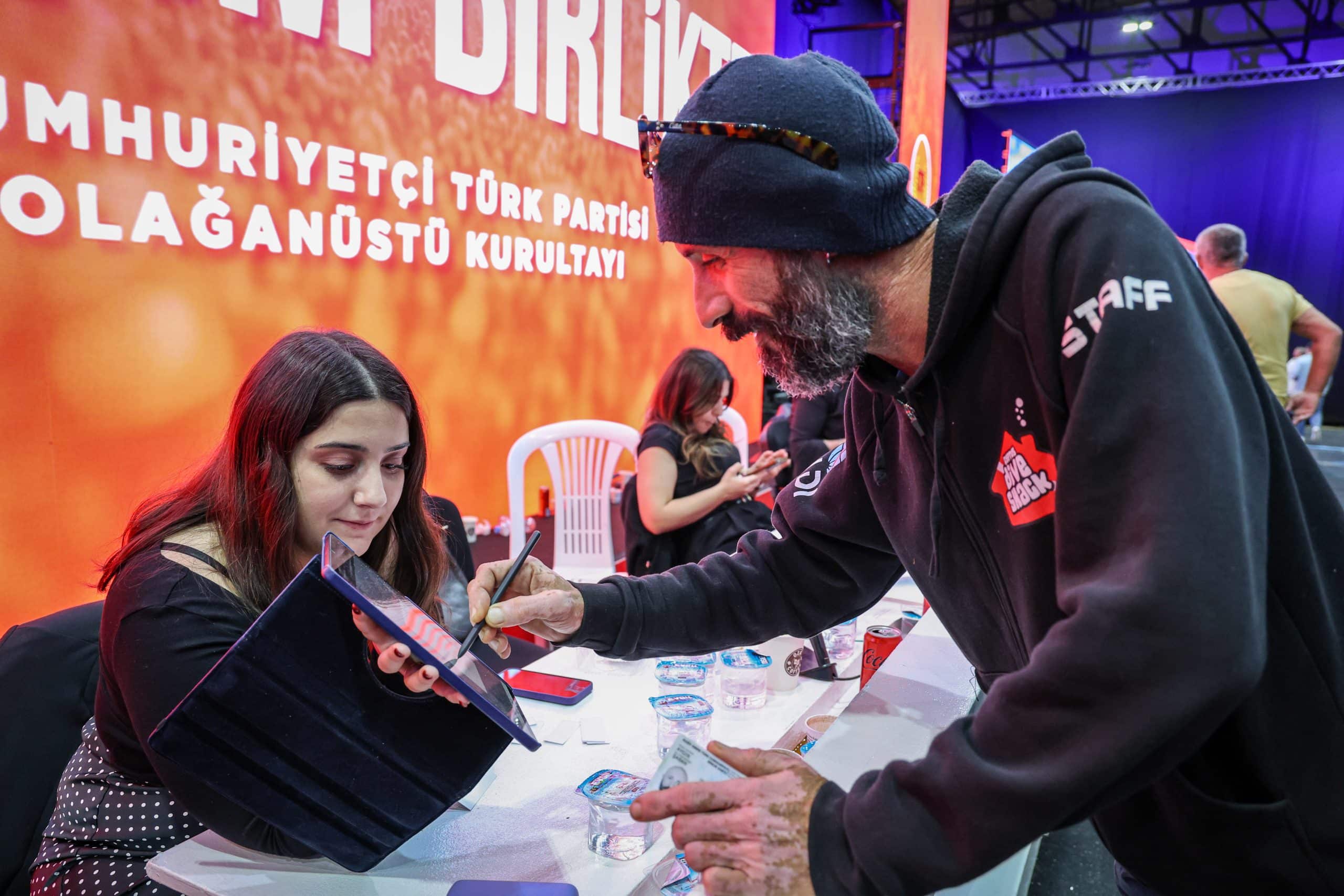 CTP 30. Olağanüstü Kurultayı’nda oy verme işlemi sürüyor