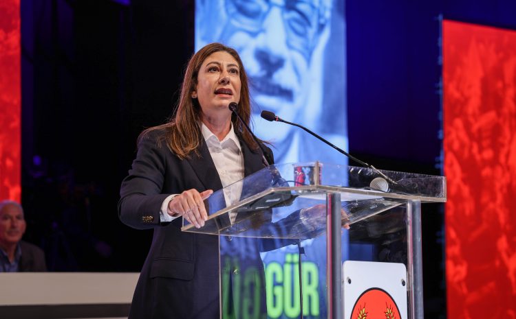  CTP’nin 30. Olağanüstü Kurultayı’nda son konuşmayı Genel Başkan adaylarından Sıla Usar İncirli yaptı