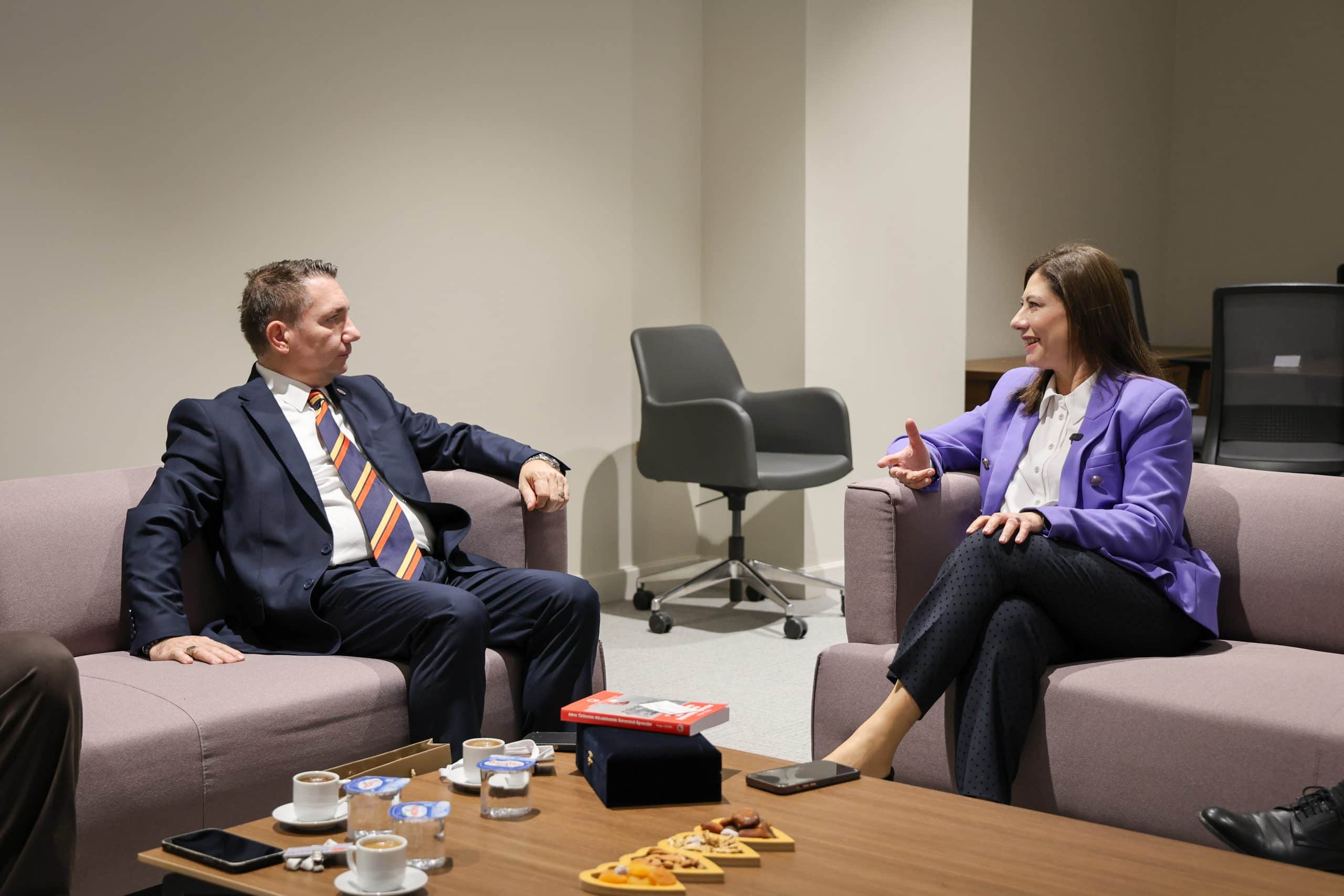 CTP Genel Başkanı İncirli, Kıbrıs Türk Kültür Derneği heyetiyle görüştü