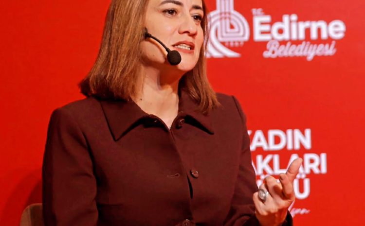  “Otokrasiler yükseldikçe ile kadınlar üzerindeki bakım yükü artıyor”