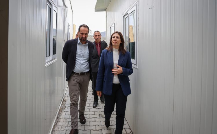  İncirli: Lefke Gazi Lisesi’nde devlet yok!