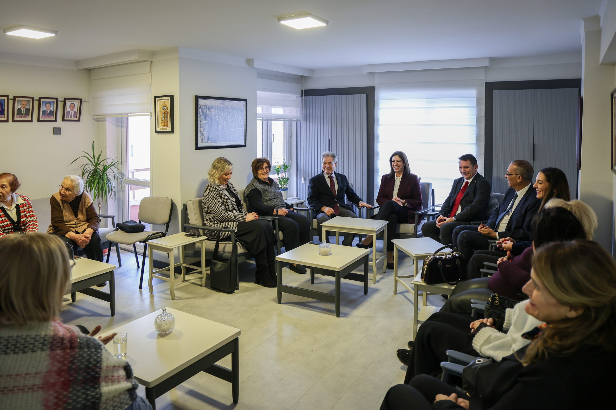 CTP Genel Başkanı Sıla Usar İncirli, Kıbrıs Türk Kültür Derneği’ni ziyaret etti