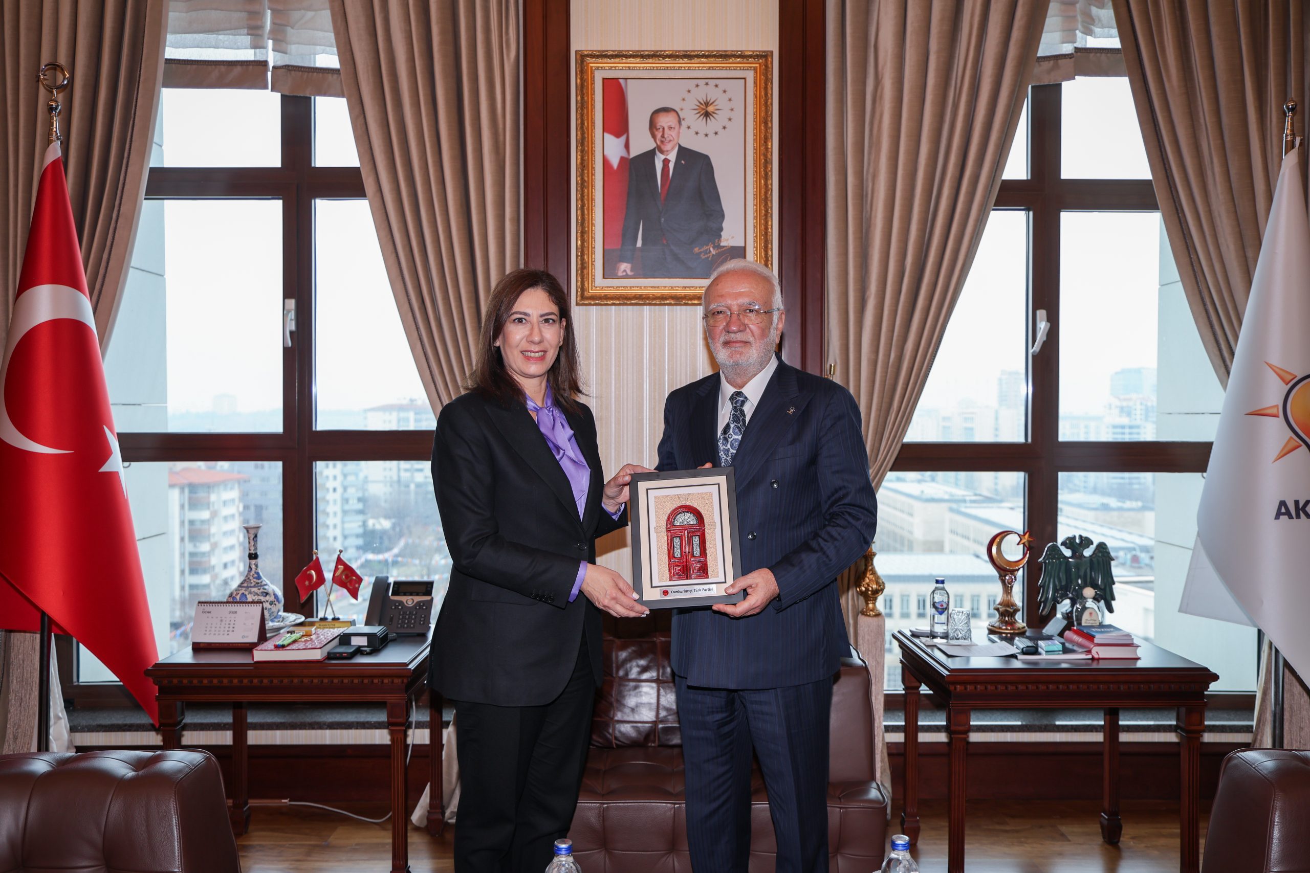 CTP Genel Başkanı İncirli, AK Parti Genel Başkan Yardımcısı Mustafa Elitaş ile görüştü