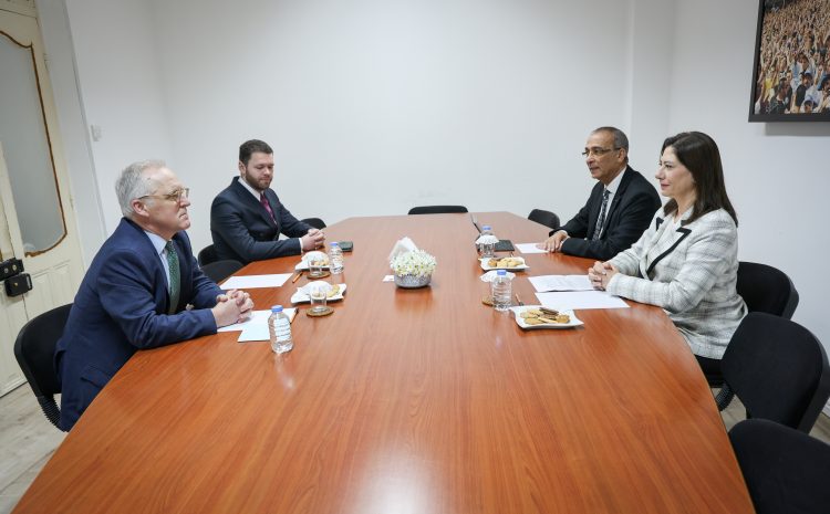  Sıla Usar İncirli, İngiliz Yüksek Komiseri Michael Tatham’ı kabul etti