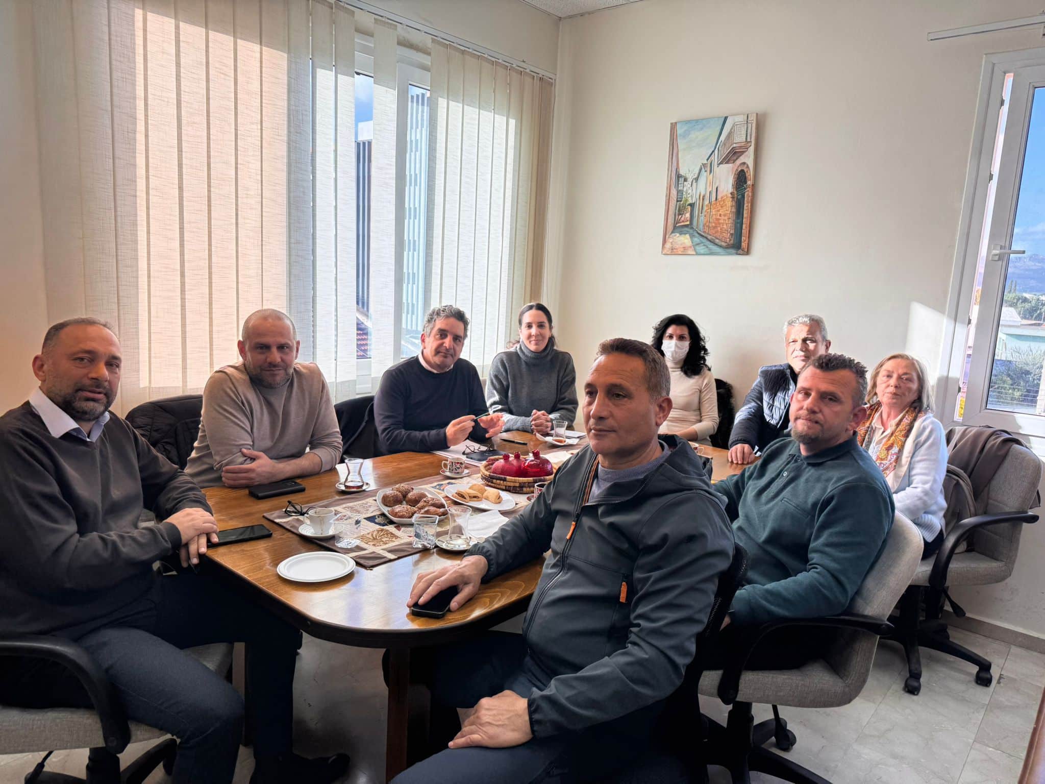 CTP Eğitim Komitesi KTOEÖS’ü ziyaret etti: Temel hedef adil, planlı, laik ve nitelikli eğitim