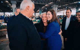 İncirli, Mağusa’da vatandaşlarla bayramlaştı