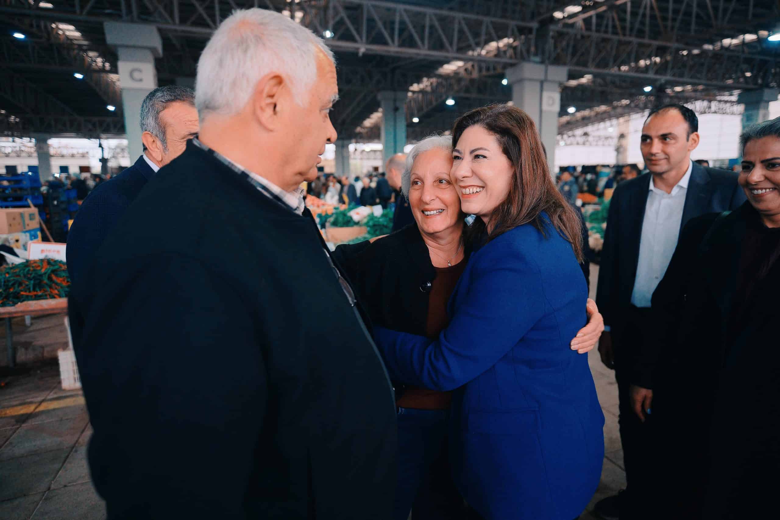 İncirli, Mağusa’da vatandaşlarla bayramlaştı