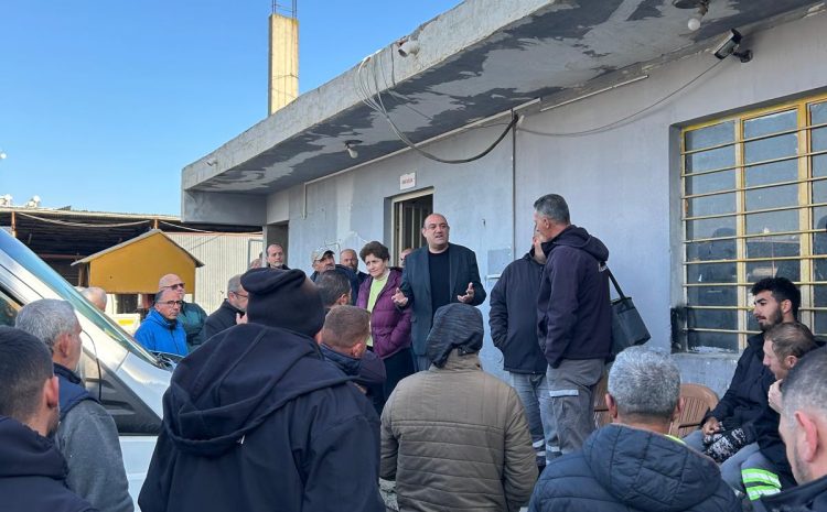  CTP, Gönyeli–Alayköy Belediyesi Atölyesi çalışanlarını ziyaret etti;