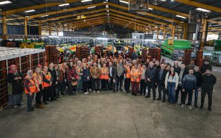 Cumhuriyetçi Türk Partisi Kadın Örgütü Güzelyurt’ta emekçi kadınlarla buluştu