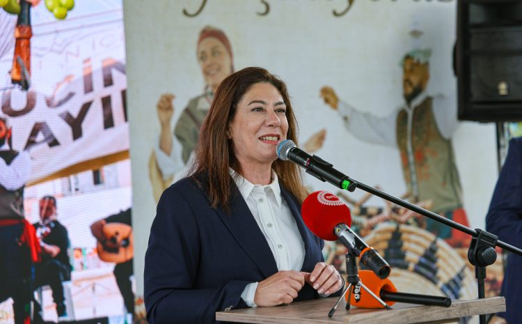  İncirli: Gelecek nesillere gurur duyacakları bir ülke bırakmak için çalışıyoruz