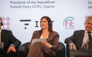 İncirli: Gençler, belirsiz değil güven ve refah içinde bir geleceği hak ediyor