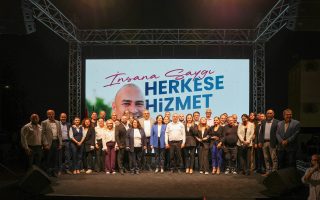 “Her bir yurttaşımız onuruyla yaşayacak, hizmetleri hakkıyla alacak”
