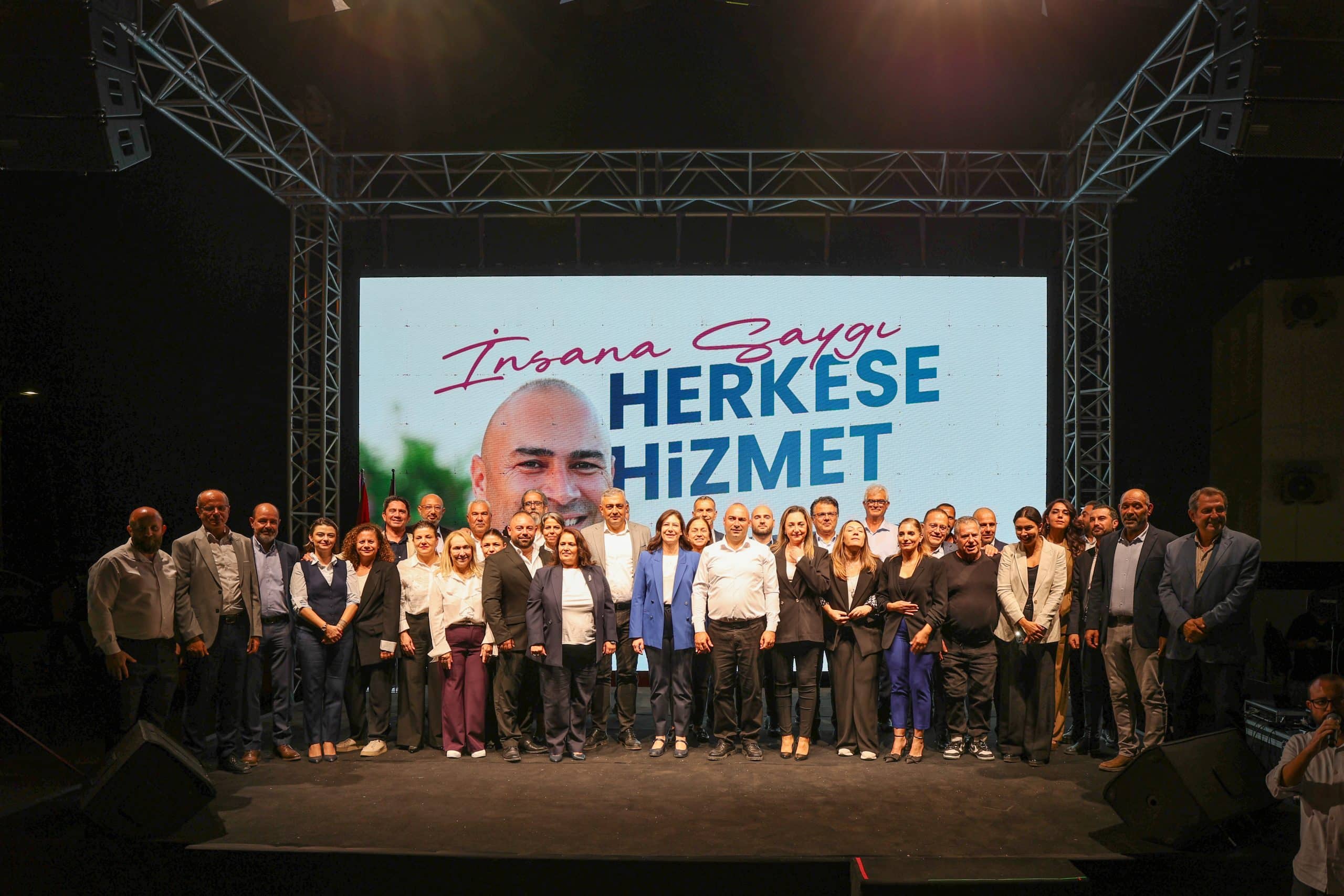 “Her bir yurttaşımız onuruyla yaşayacak, hizmetleri hakkıyla alacak”